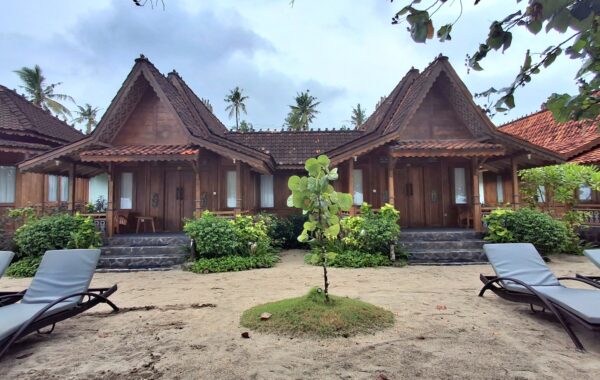 Deluxe Connecting Bungalow Beachfront View
