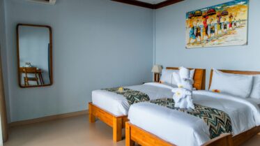 Grand Deluxe twin - Lower 02 Grand Deluxe twin - Lower 02